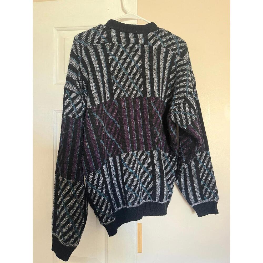 Cardigan - Picture 2 of 3
